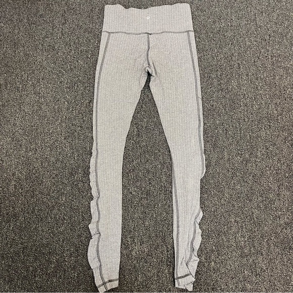 Lululemon Athletica Textured White Leggings - Picture 6 of 9
